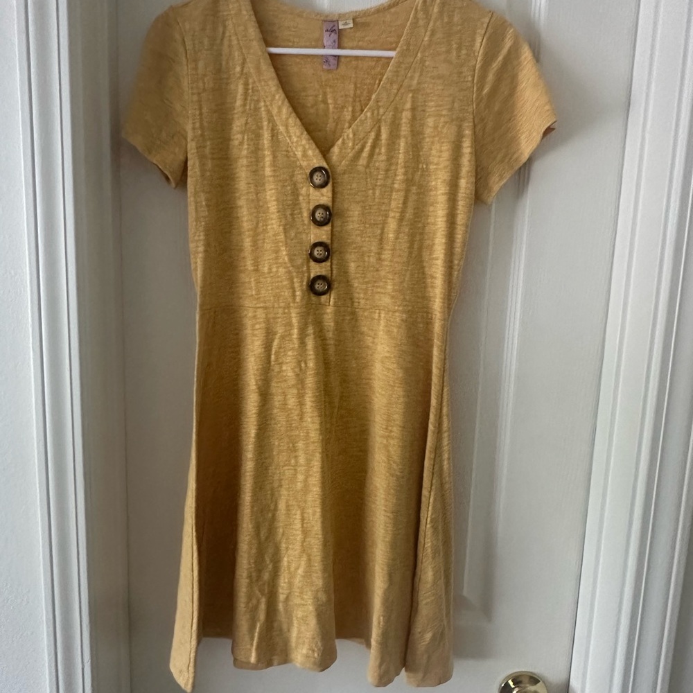 Elegant Yellow Women's Dress
